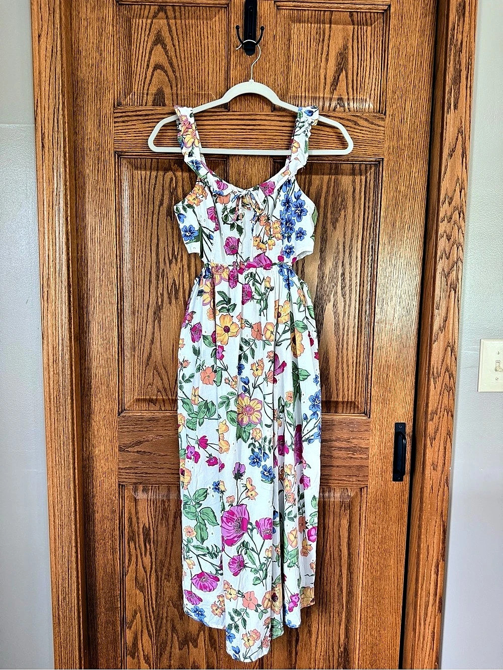 SO Floral Maxi Dress in White & Pink Like New